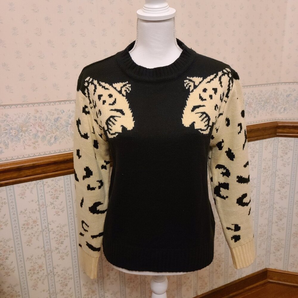 ANGASHION LEOPARD PRINT CREAM/BLACK BOLD-JUNIORS' SMALL SWEATER -Y2K-Trendy